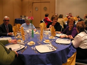 Navidad-08: una apetitosa comida-celebración nos reunió a los socios en el hotel Alhamar (Gr.)